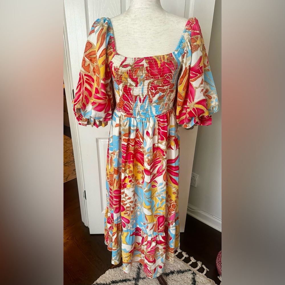 Gorgeous dress.
